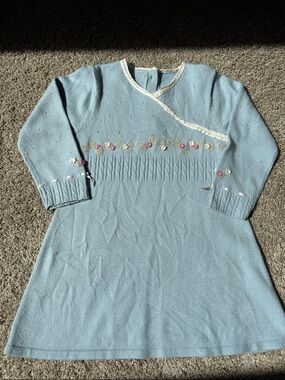 Y2K Gymboree Light Blue Knit Dress with Floral Embroidery 2T LIKE NEW